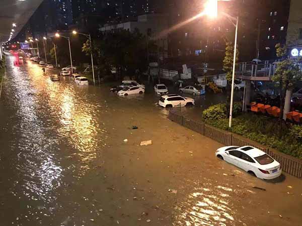 有福同享，有難同當，車載氣象站為河南